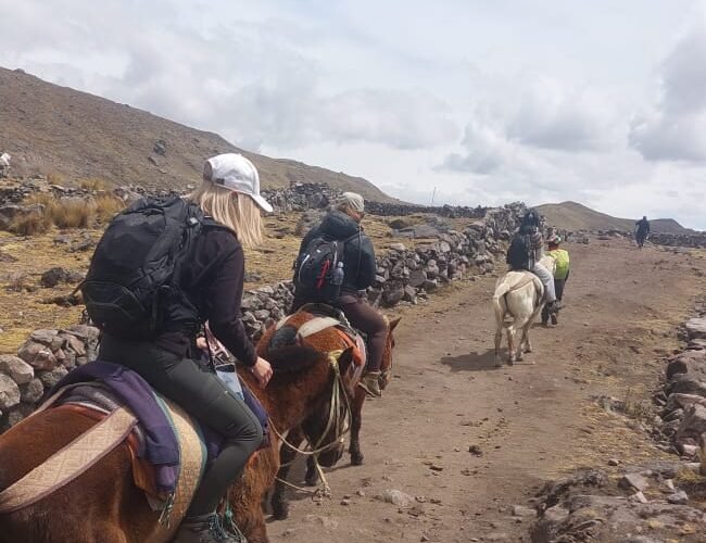 7 Lakes of Ausangate Trek — stunning turquoise lakes and dramatic Andean mountains near Cusco, Peru.